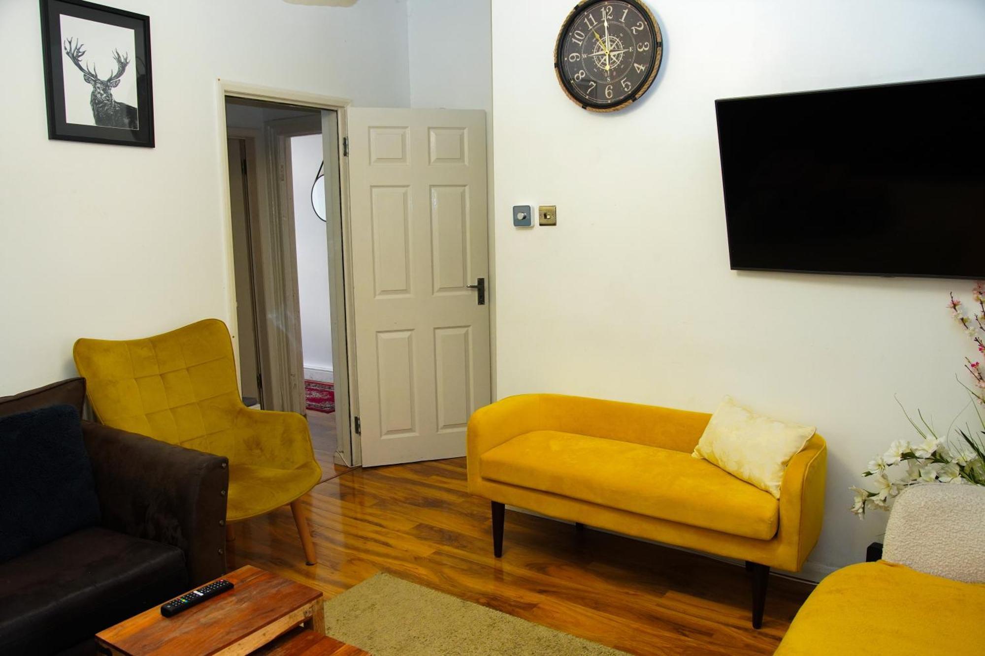 5 Bedroom House Near Cardiff City. מראה חיצוני תמונה