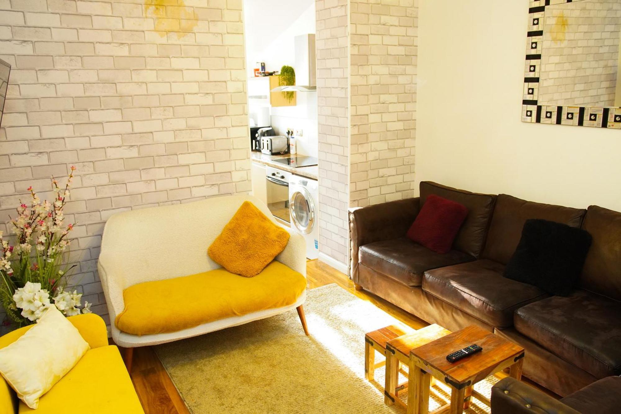5 Bedroom House Near Cardiff City. מראה חיצוני תמונה